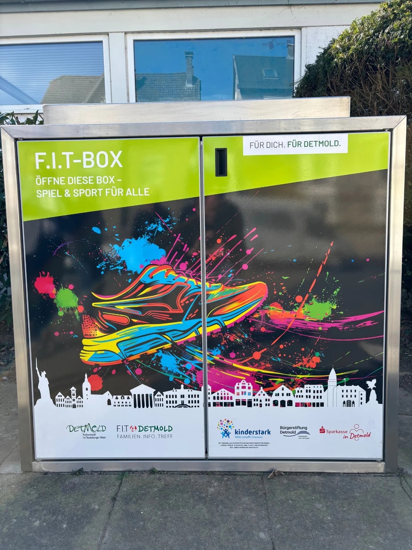 Die SportBox an der Brunnenwiese, Höhe Brunnenstraße 21.
